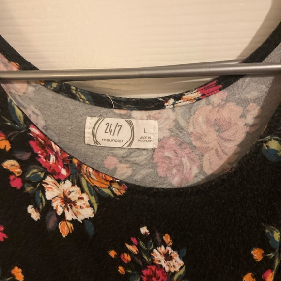 Long dress with small slit up side - Picture 2 of 3